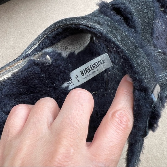 Birkenstock Arizona Shearling Black Suede Sandals Size 7 Fur Lined Cozy - Picture 9 of 16